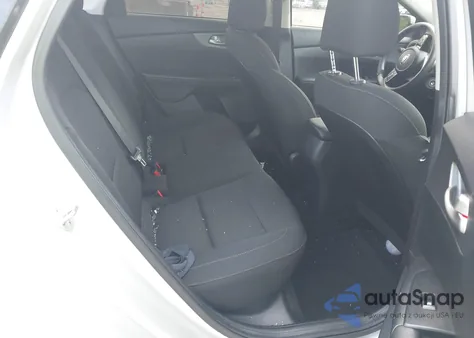 2020 Kia Forte Lxs z USA, uszkodzony, nr VIN 3KPF24AD9LE171547